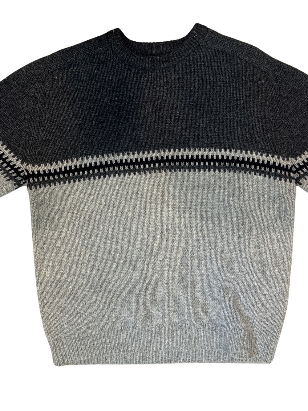 Vintage 90’s Wool Cherokee Two-Tone Crewneck Sweater in Gray